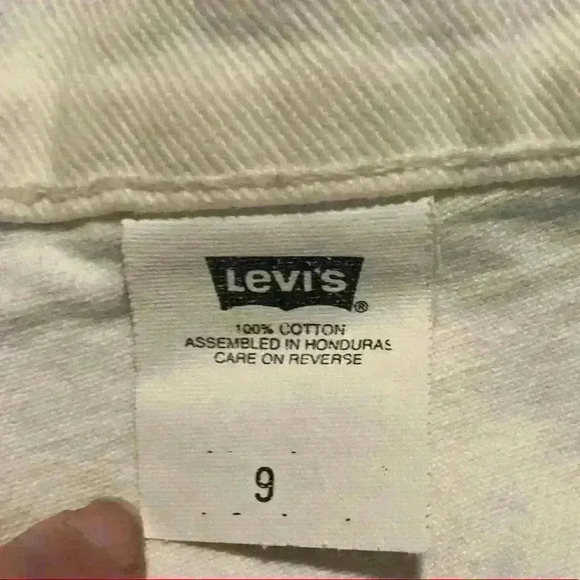 VTG 90s Levi’s White Black Tab Summer Shorts - Picture 3 of 7